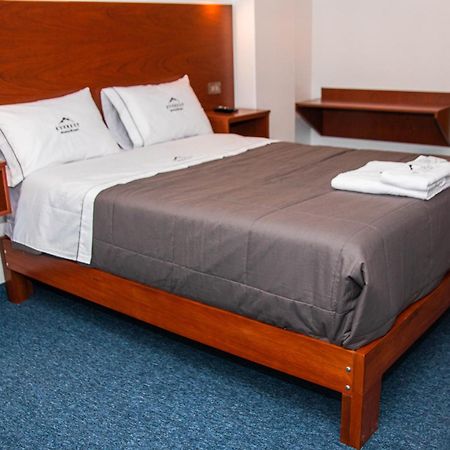 Hotel Turistico Everest Huaraz  Luaran gambar
